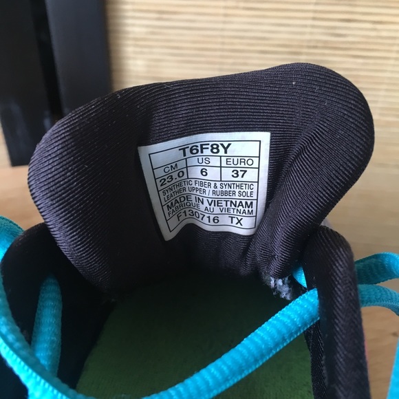 Asics DynaFlyte Sneakers - Picture 7 of 7